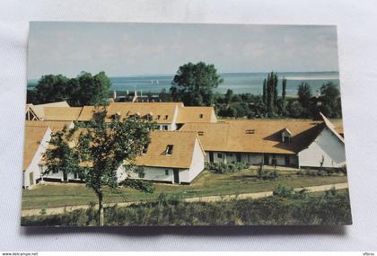 Cpm, Saint Valery sur Somme, village du cap Hornu, Somme 80