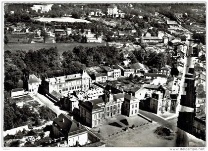 Carte Postale Ancienne de SAINTE MENEHOULD-place Général Leclerc