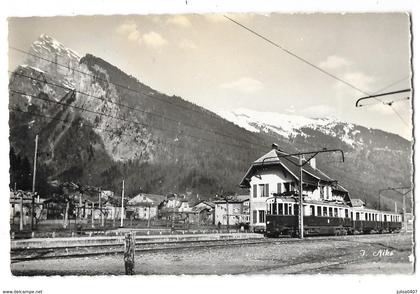 SAMOENS (74) vue de la gare train CEN