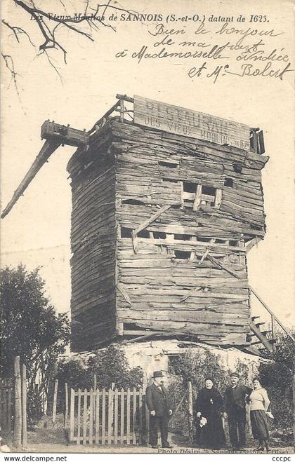 CPA Sannois Le vieux Moulin datant de 1625