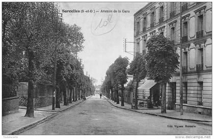 CPA 95  SARCELLES AVENUE DE LA GARE