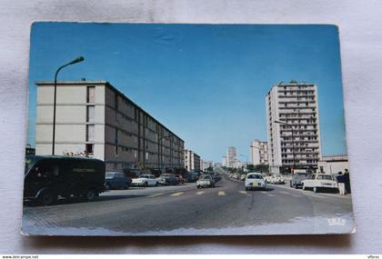 Cpm 1986, Sarcelles, avenue Paul Valery, Val d'Oise 95