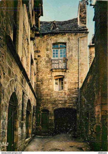 24 - Sarlat la Caneda - Rue des coupe-gorge - CPM - Voir Scans Recto-Verso