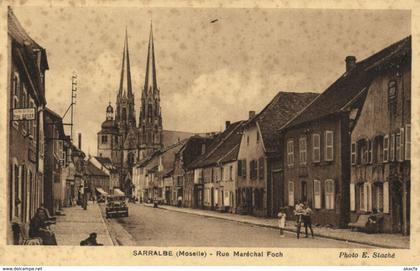 CPA AK SARRALBE - Rue Marechal Foch (170095)