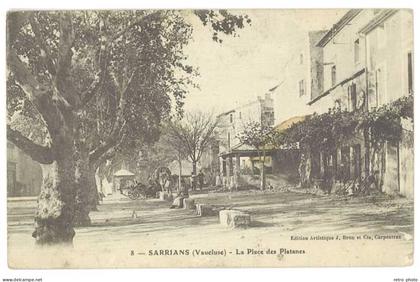 Cpa Sarrians - La Place des Platanes