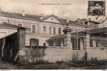 sarrians * vue sur les écoles * école