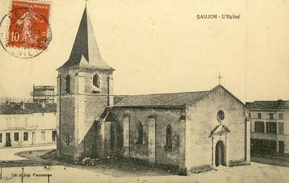 Saujon 17 -  PLace Eglise