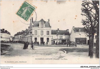 AEGP5-86-0415 - SCORBE-CLAIRVAUX - Vienne - La Place