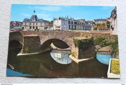 Cpm, Segré, ancien pont sur l'Oudon, Maine et Loire 49