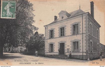 SELOMMES (Loir-et-Cher) - La Mairie