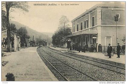 réf : D-15-523  : SERRIERES LA GARE ( léger pli haut gauche)