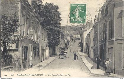 CPA Sillé-le-Guillaume La Grande Rue