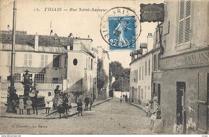 CPA Thiais La rue Saint-Sauveur