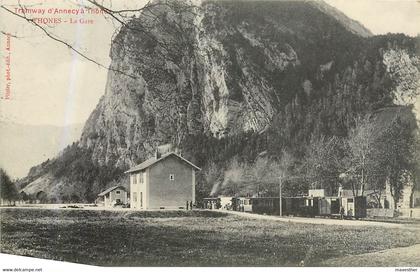 THONES le tramway Annecy Thones la gare (légende écriture rouge)