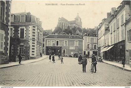 - yonne -ref-A444- tonnerre - place fontaine aux boeufs - café restaurant - cafés - restaurants - magasins -