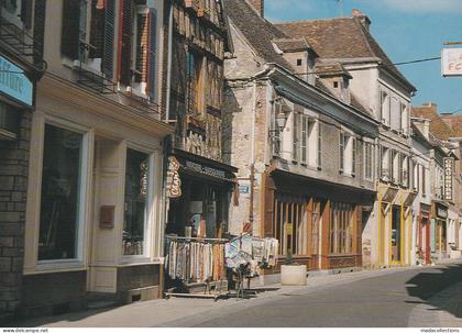 Toucy (89 - Yonne) Rue Lucile Cornier