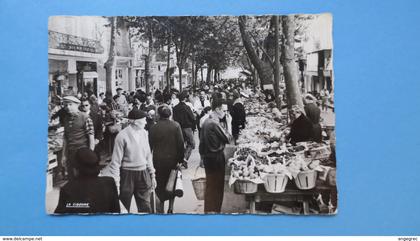 CPA   Toulon  Le Marché du Cours Lafayette