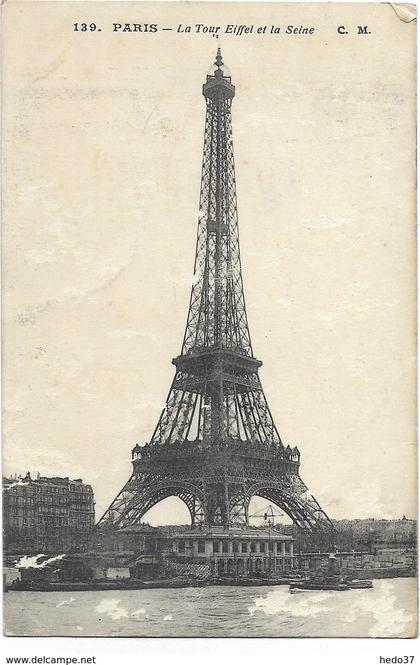 Paris - La Tour Eiffel et la Seine