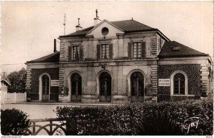 CPA TRAPPES - La Gare (359132)