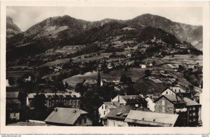 CPA UGINE UGINE-VILLE - Les Charmettes et le Mont-Charvin (1191342)