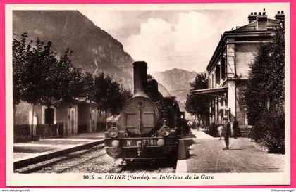 Ugine - Intérieur de la Gare - Train en Gare - Locomotive - Animée - Collection d'Art et d'Histoire E. S.