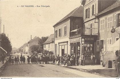 CPA Le Valdoie Rue Principale