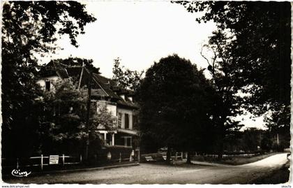 CPA VERNEUIL-sur-SEINE - La Foret l'Auberge de la Galette (358774)