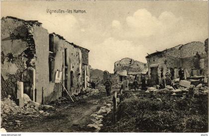 CPA Vigneulles-les-Hattonchatel - Rue - Strassenpartie - Ruines (1036928)