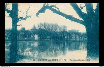 91 - Vigneux sur Seine - Un coin des bords du Lac - CPA - Oblitération ronde de 1932 - Voir Scans Recto-Verso