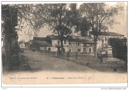 VILLEBRUMIER  place de la croix ATENTION MAUVAIS ETAT