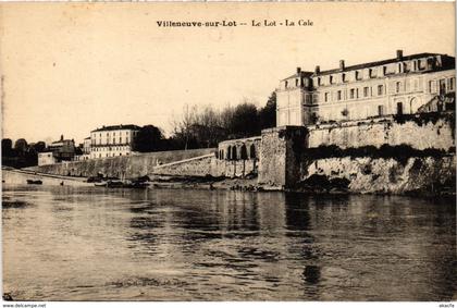 CPA VILLENEUVE-sur-LOT Le Lot La Cale (89779)