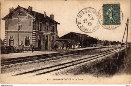 CPA VILLIERS-SAINT-GEORGES La Gare (1328843)