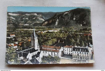 Cpm 1973, Vinay, l'église, la mairie et la salle des fêtes, Isère 38