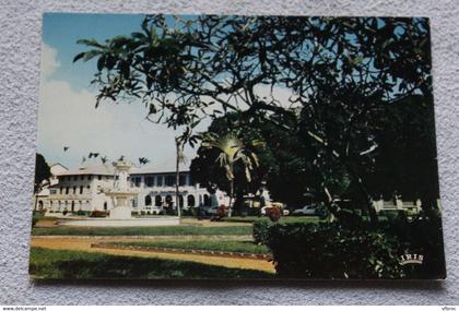 Cpm 1979, Cayenne, les jardins devant la mairie, Guyane