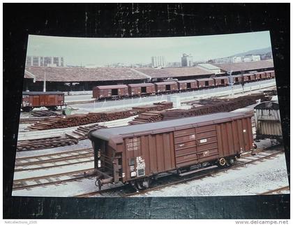 PHOTO: MARSEILLE - ZONE PORTUAIRE - QUAI DE CHARGEMENT POUR LES WAGONS CITERNE ETC...01 - 13 BOUCHES-DU-RHONE