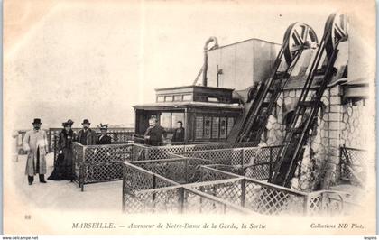 13 - MARSEILLE -- Ascenseur de Notre Dame de la Garde