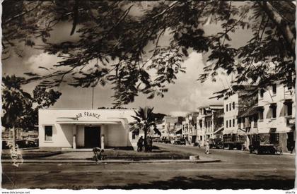 CPA AK Forte de France- Bord de la mer,Agence d'Air France MARTINIQUE (1045115)