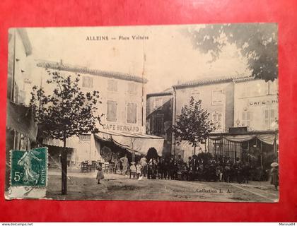 13/ alleins. Place voltaire