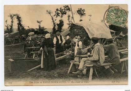 Métier du vin.foire en Basse-Normandie. le marchand de cidre.