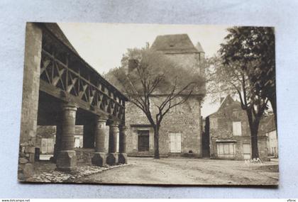 Domme, l'hôtel du Gouverneur et la curieuse halle, Dordogne 24