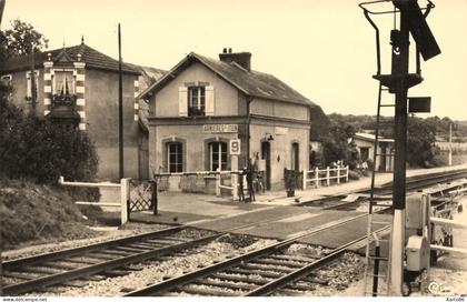 arnières sur iton * la gare * passage à niveau ligne chemin de fer eure