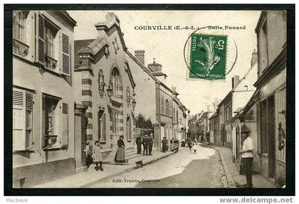 28 - COURVILLE - Salle Panard - ANIMÉE