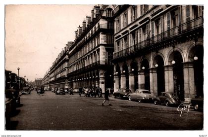 Paris - Rue de Rivoli