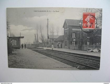 CPA Gare : Vieux-Manoir  -   La Gare