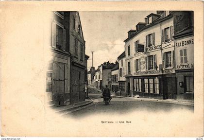 CPA Septeuil une rue (1424054)