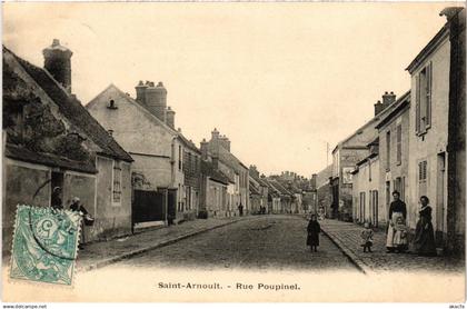 CPA St Arnoult en Yvelines Rue Poupinel (1424227)