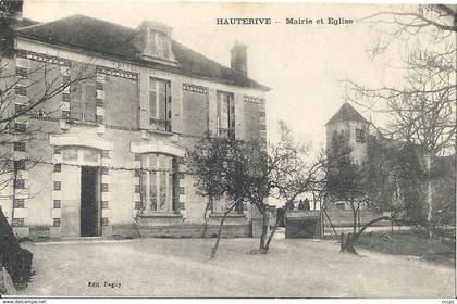 CPA Hauterive Mairie et Eglise