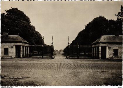 CPM BOISSY-SAINT-LEGER Le Chateau de Grosbois (1351896)