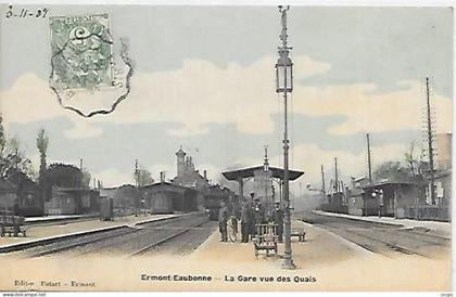 CPA Ermont-Eaubonne La Gare vue des Quais