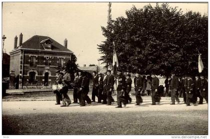 PHOTO   (95)    ERMONT EAUBONNE 14 JUILLET 1947 (photo H DUBOIS  ermont)